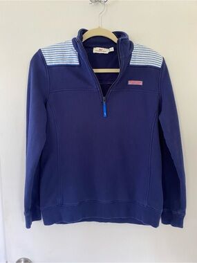 Vineyard Vines Quarter Zip Pullover Navy with Light Blue Striped Shoulders Small